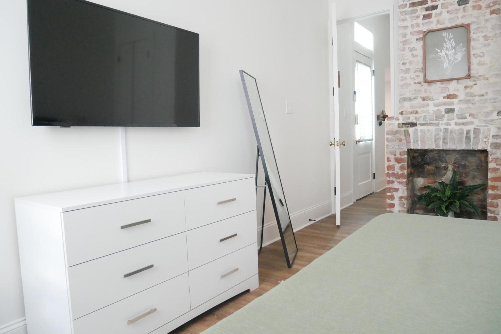 Entire Spacious Vacation Home - Close To All City Attractions New Orleans Bagian luar foto